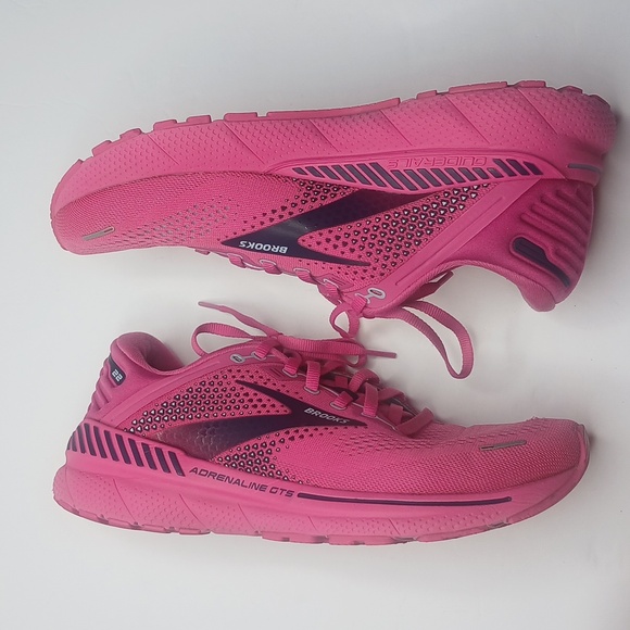 Brooks Women's Adrenaline GTS 22 Triple Pink Running Shoes - Picture 3 of 9